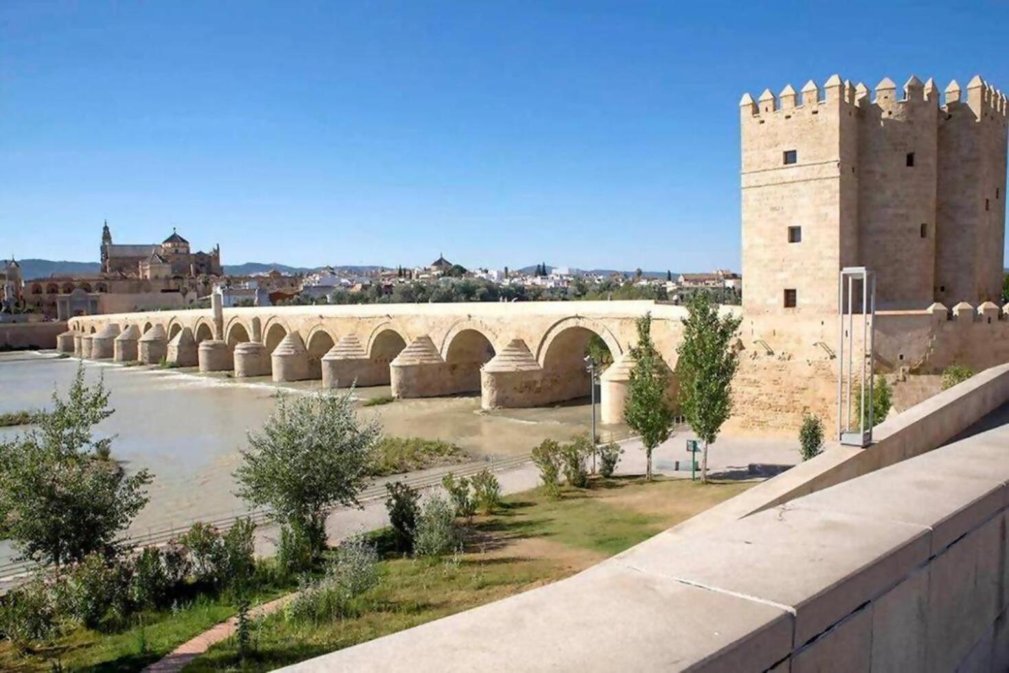 Calahorra Experience Leilighet Córdoba Eksteriør bilde